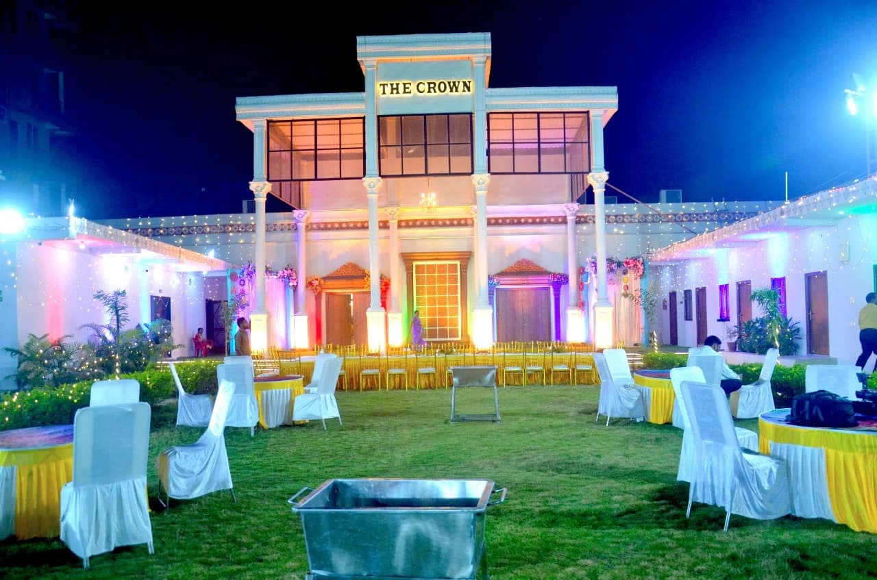 Work by The Crown Banquet Hall & Hotel