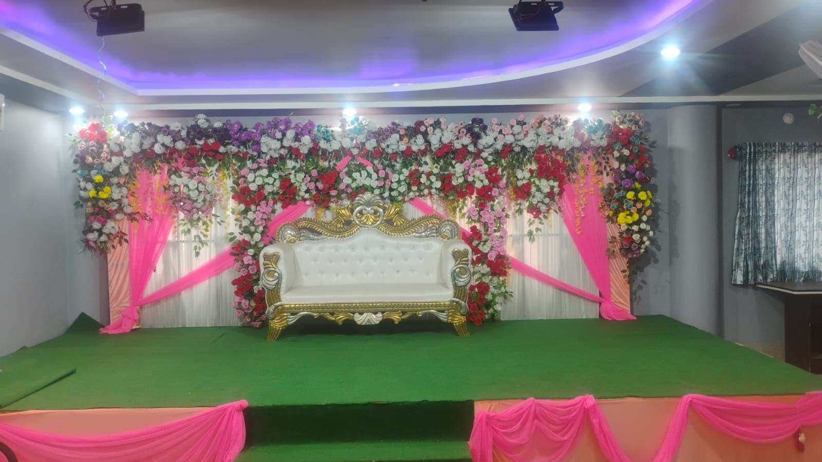 Hotel Swarun and Banquet Hall — photo 6