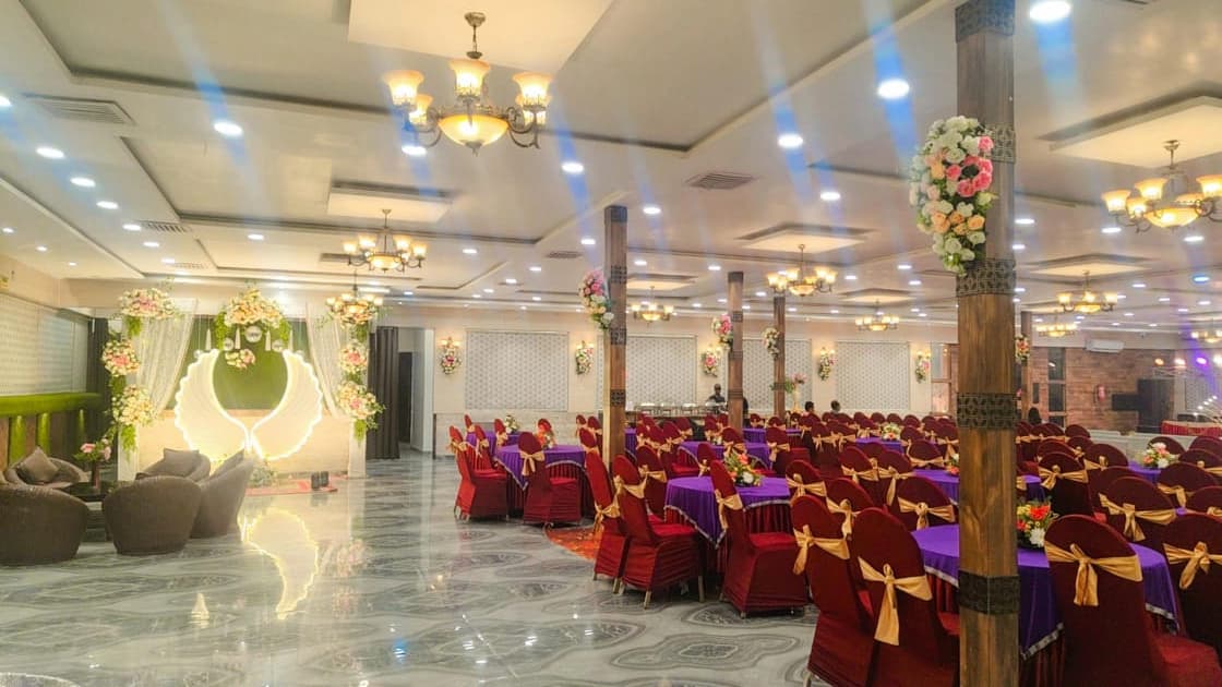 The Patna Palace Banquet — photo 2