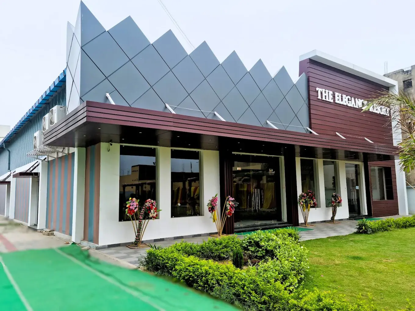 The Elegance Resort β photo 1